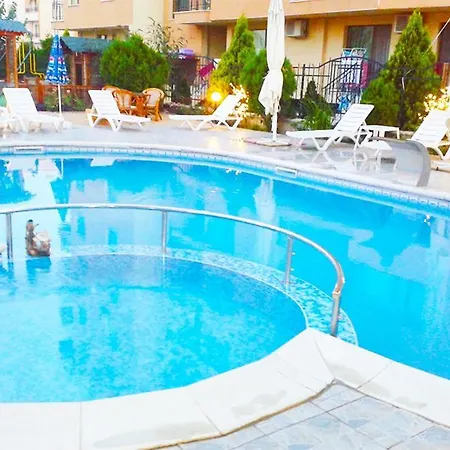 Family Hotel Megas *