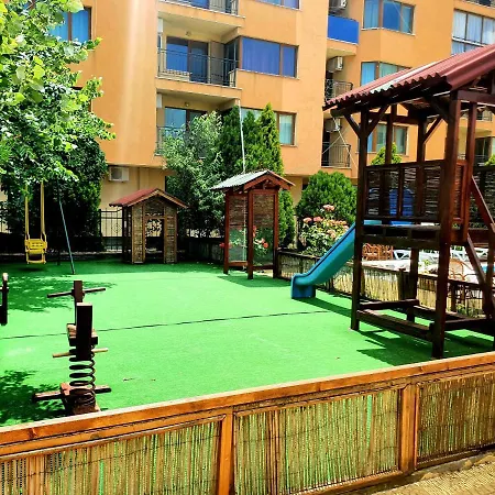 Family Hotel Megas Apartman